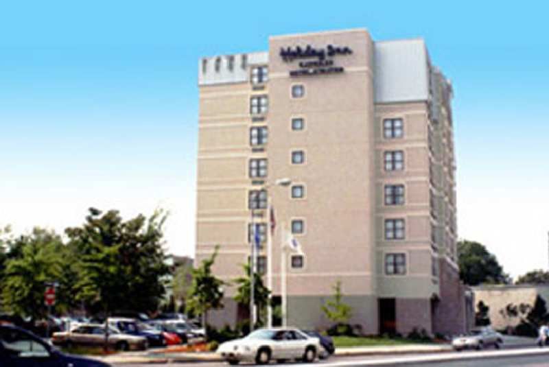 Express & Boston - By Ihg Hotel